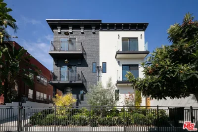 3BR Condo for Sale in Los Angeles, CA