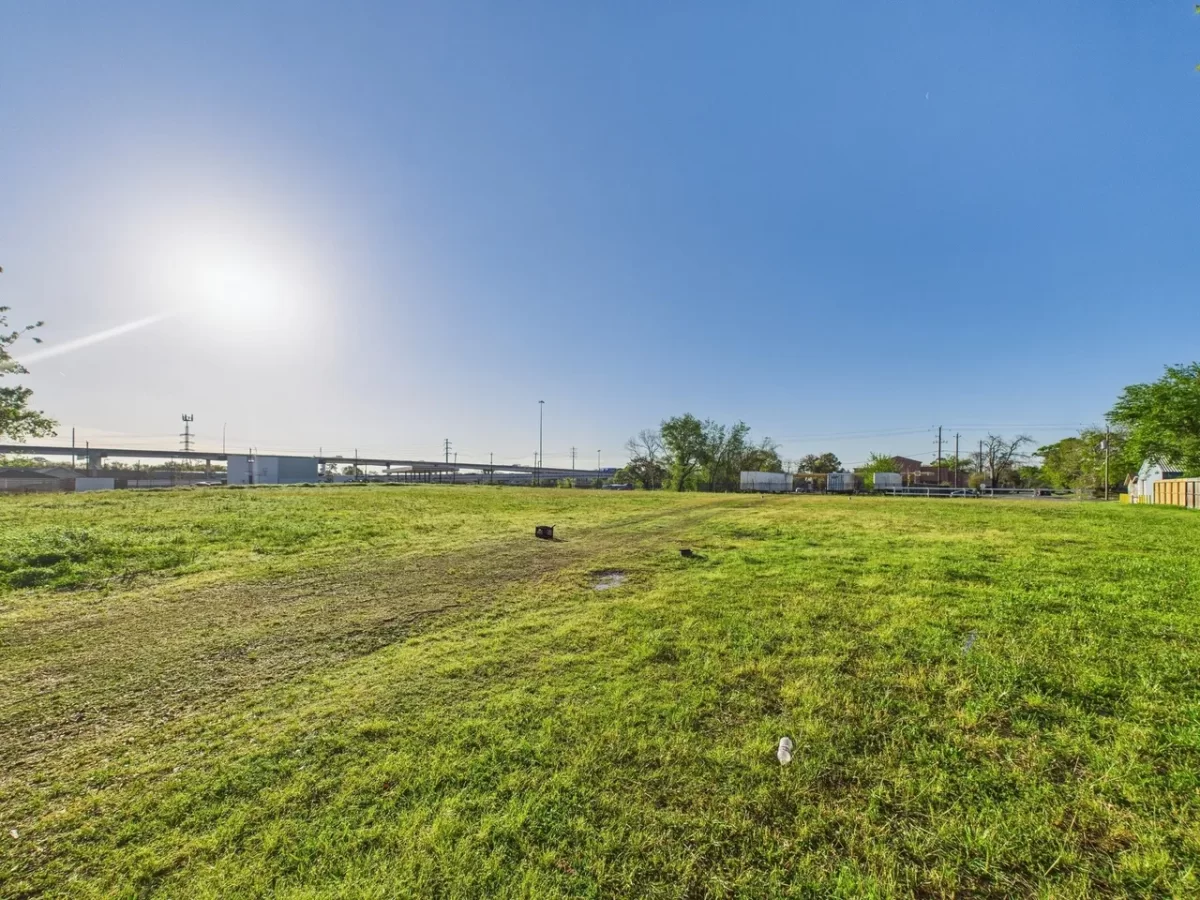 Land for Rent in Houston, TX