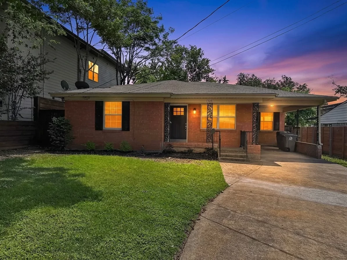 3BR House for Rent in Dallas, TX
