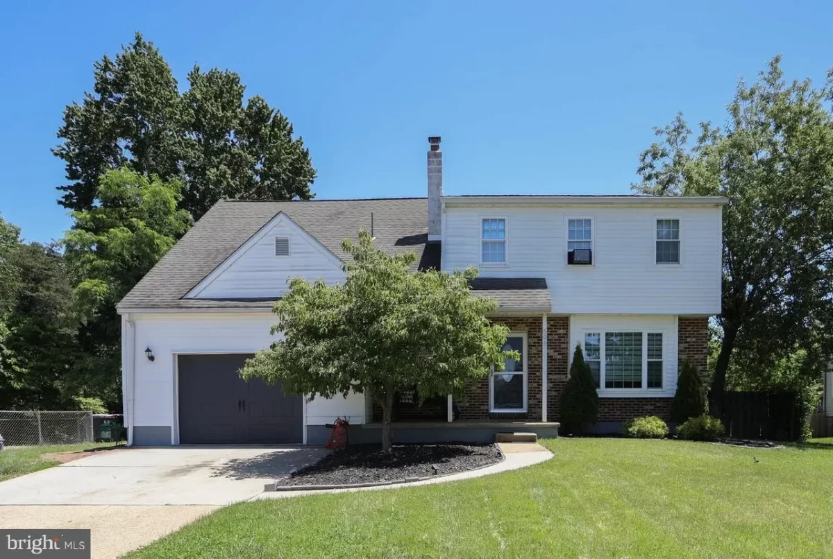 4BR House for Sale in Glendora, NJ