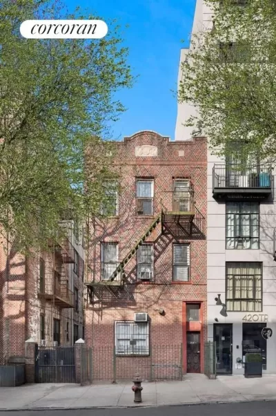 6BR Multi-Family for Sale in Brooklyn, NY