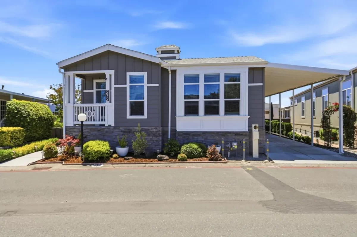 3BR Mobile Home for Sale in Sunnyvale, CA