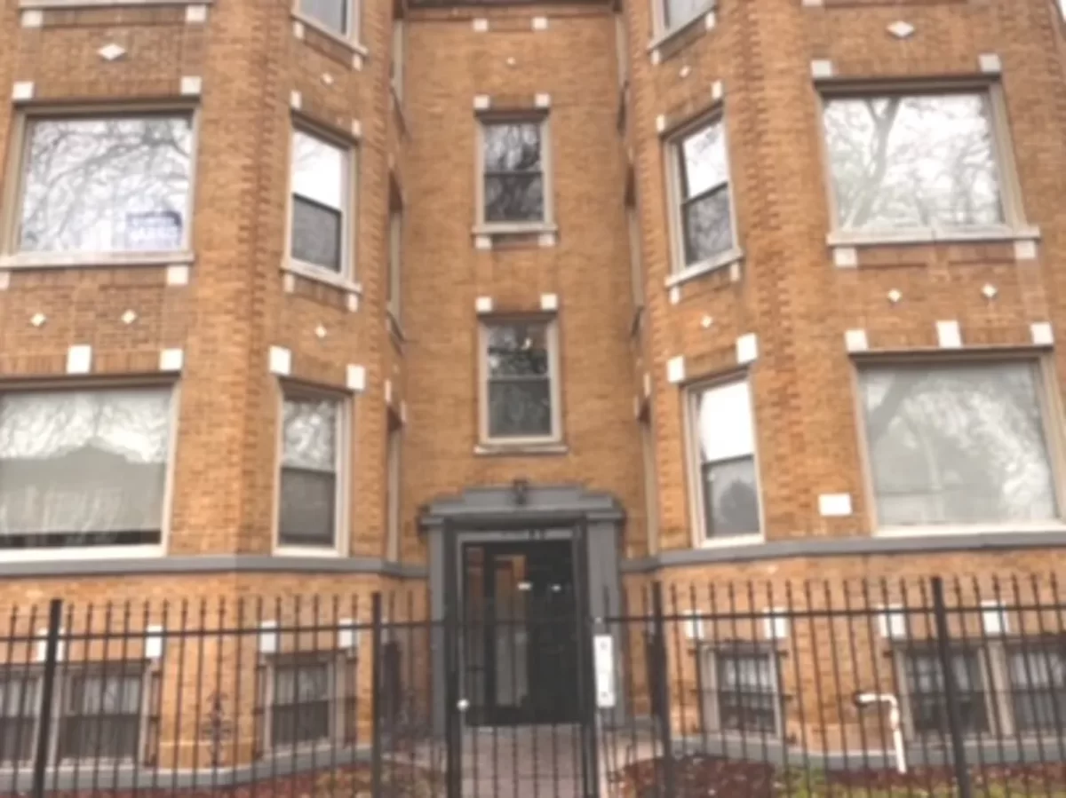 3BR Condo for Sale in Chicago, IL