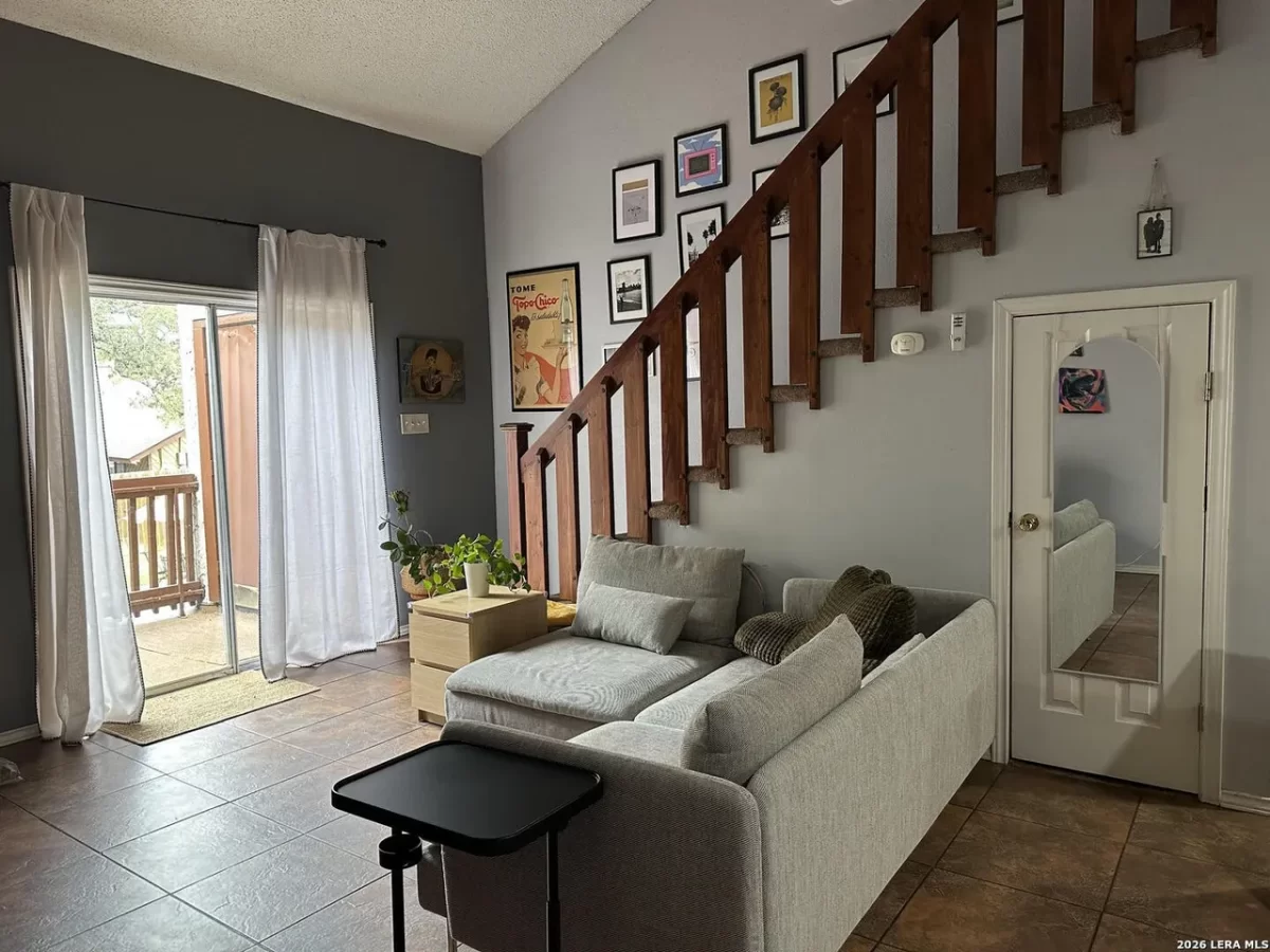 2BR House for Sale in San Antonio, TX