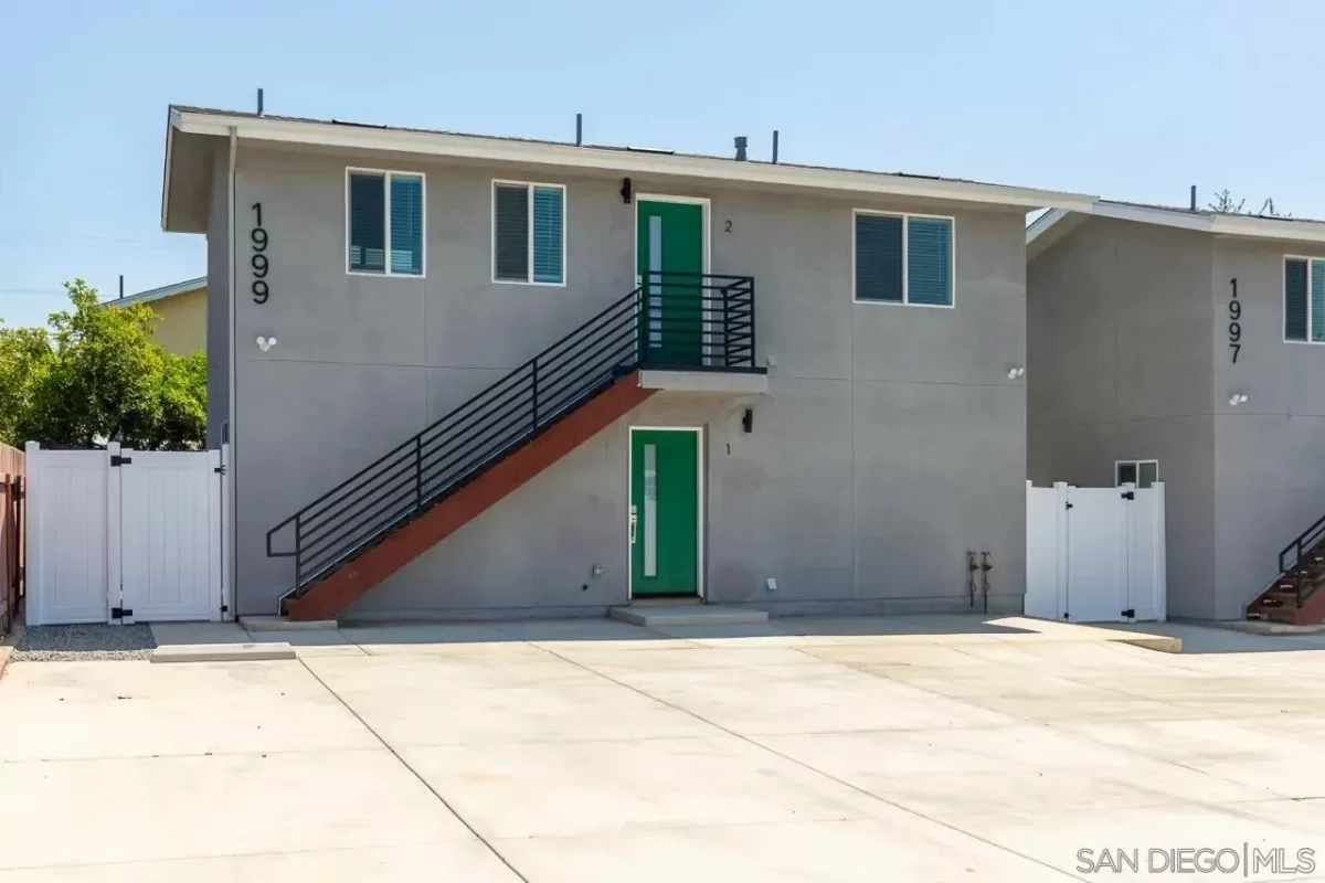 8BR Multi-Family for Sale in San Diego, CA