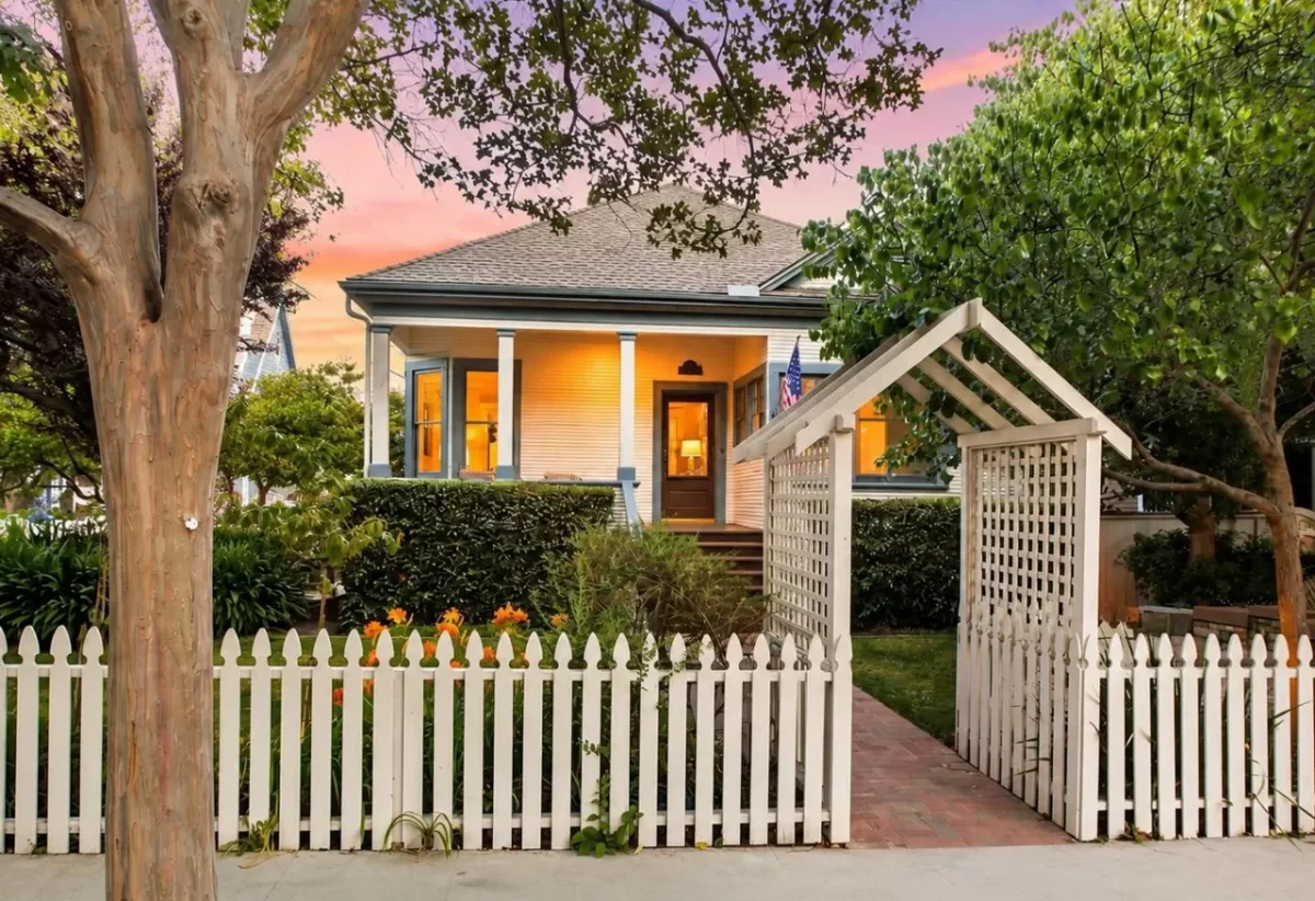 5BR House for Sale in Los Gatos, CA