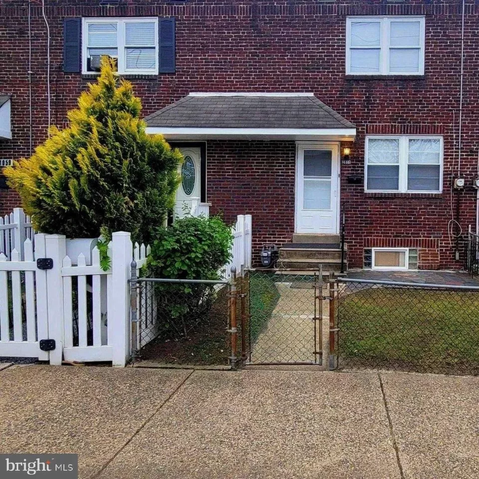 4BR Townhouse for Rent in Camden, NJ