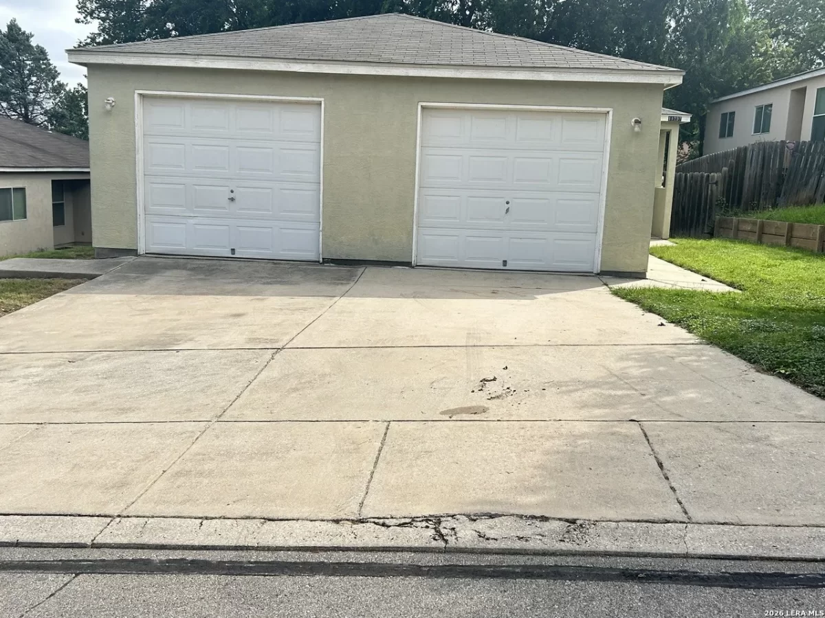 2BR House for Rent in San Antonio, TX
