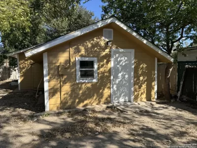 2BR House for Rent in San Antonio, TX