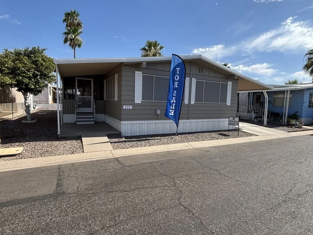 2BR Mobile Home for Sale in Tempe, AZ