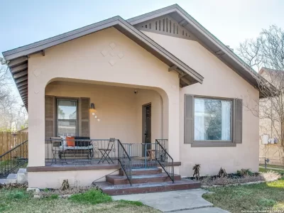 2BR House for Rent in San Antonio, TX