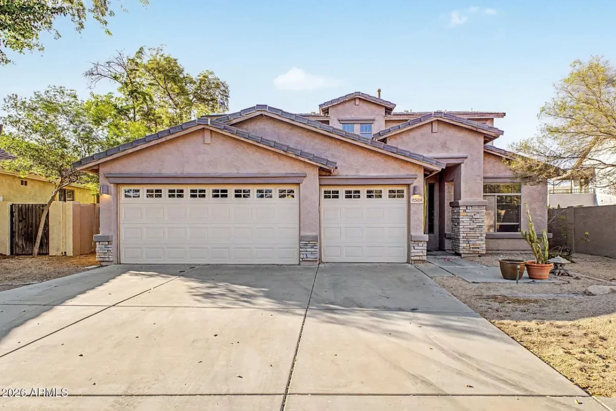 5BR House for Sale in Phoenix, AZ