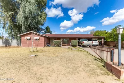 2BR House for Sale in Phoenix, AZ