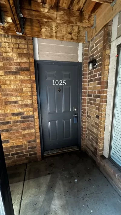2BR Condo for Sale in Dallas, TX