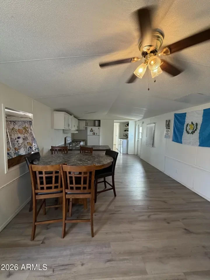3BR Mobile Home for Sale in Phoenix, AZ