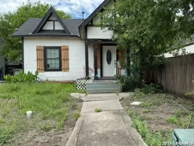 4BR House for Sale in San Antonio, TX
