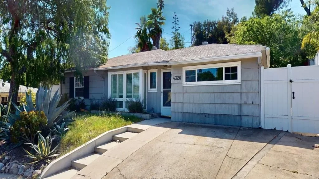 2BR House for Sale in San Diego, CA
