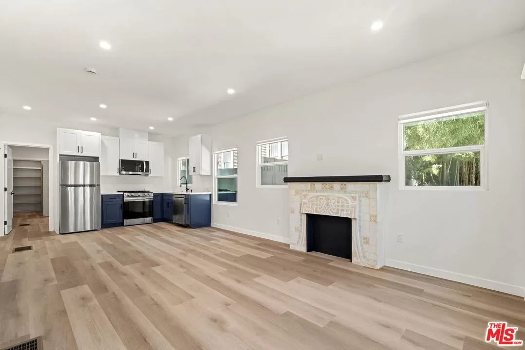 1BR Townhouse for Rent in Los Angeles, CA