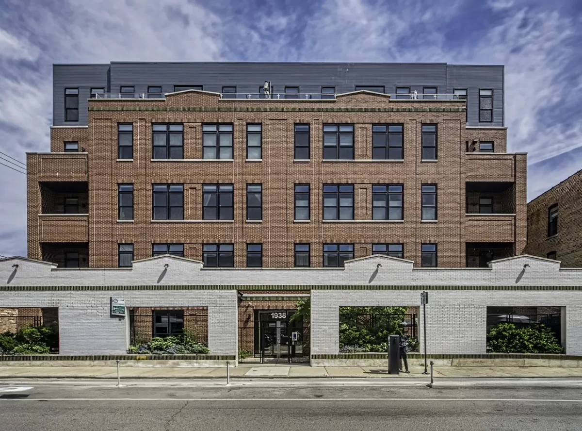 3BR Condo for Sale in Chicago, IL