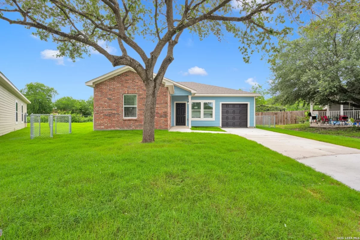3BR House for Sale in San Antonio, TX