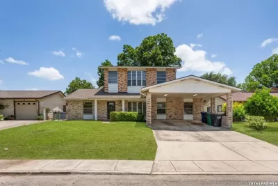 6BR House for Sale in San Antonio, TX