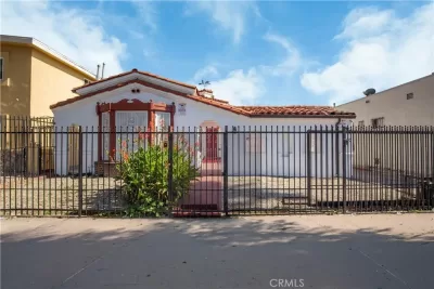 18BR Multi-Family for Sale in Los Angeles, CA