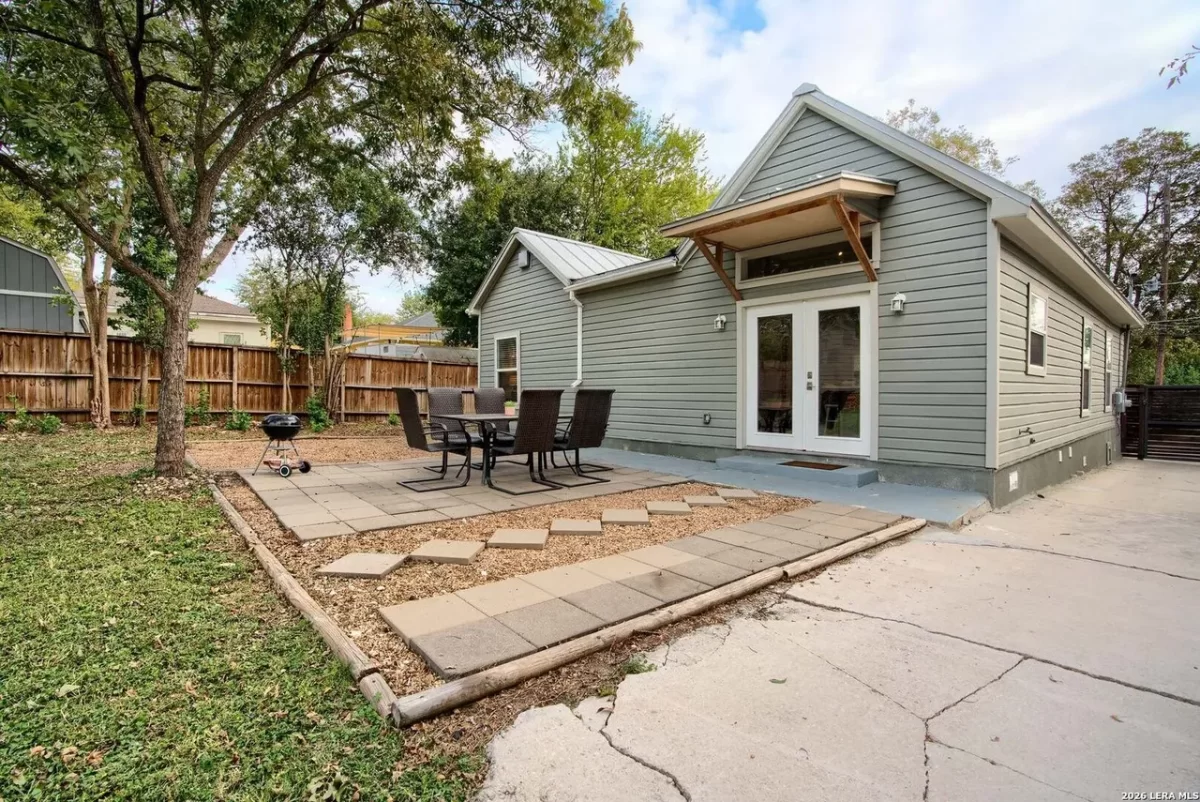 2BR House for Rent in San Antonio, TX