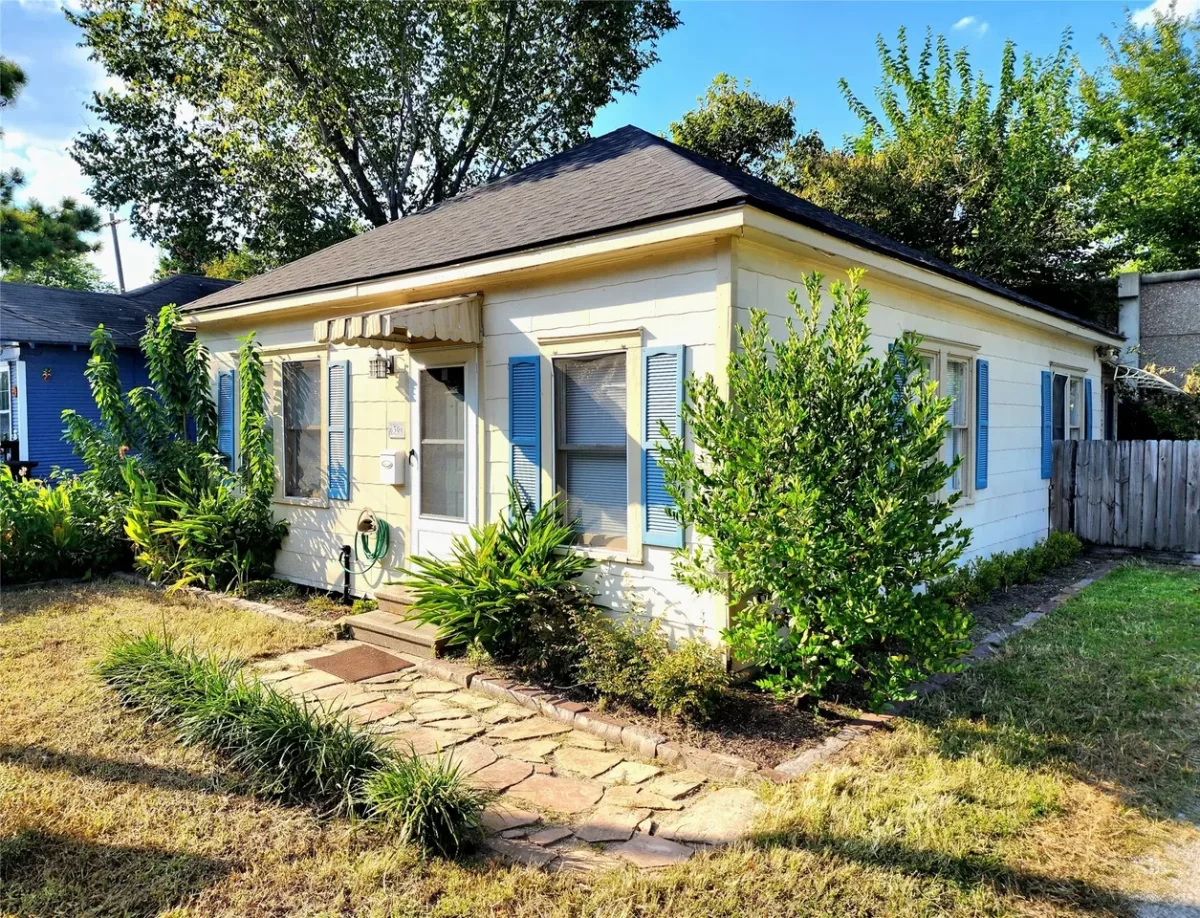 2BR House for Rent in Houston, TX