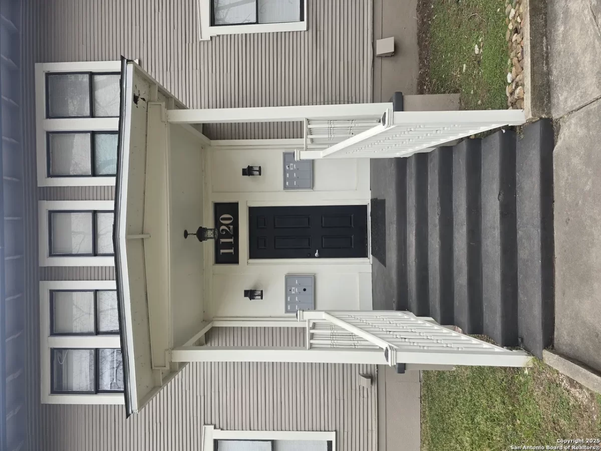 2BR House for Rent in San Antonio, TX
