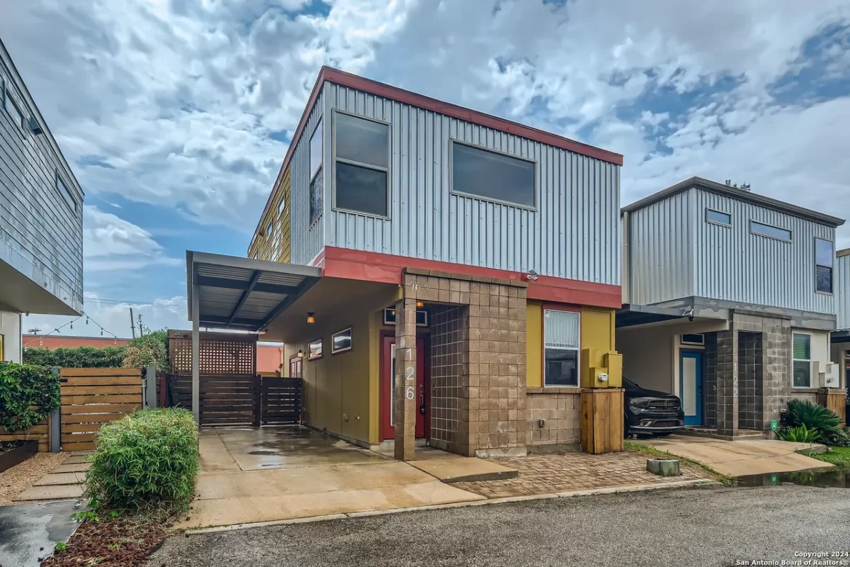 2BR House for Rent in San Antonio, TX