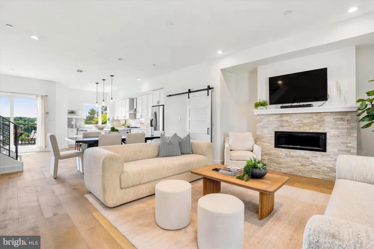 3BR Townhouse for Sale in Philadelphia, PA