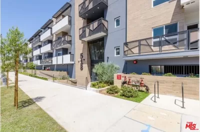 2BR Townhouse for Rent in Los Angeles, CA