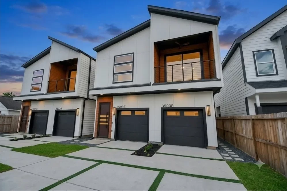 7BR Multi-Family for Sale in Houston, TX