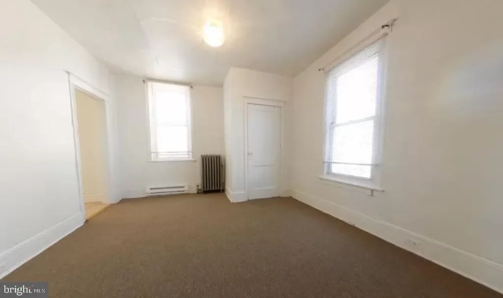 2BR Townhouse for Rent in Philadelphia, PA