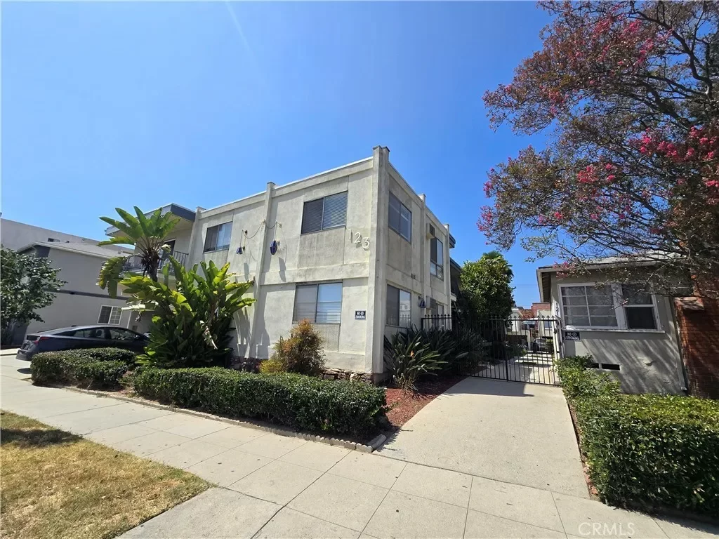 2BR House for Rent in Glendale, CA