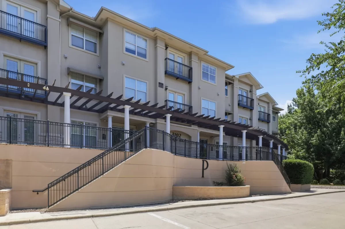 2BR Condo for Rent in Dallas, TX
