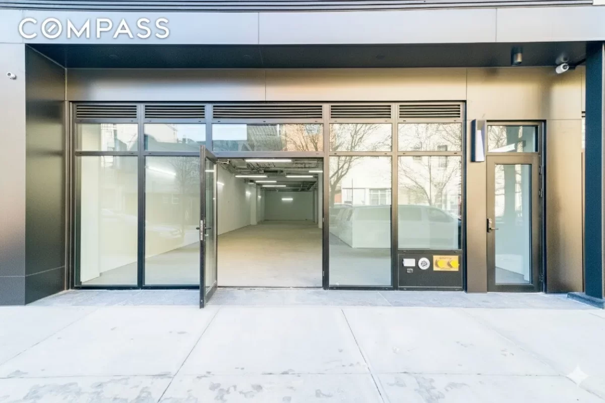 House for Sale in Brooklyn, NY