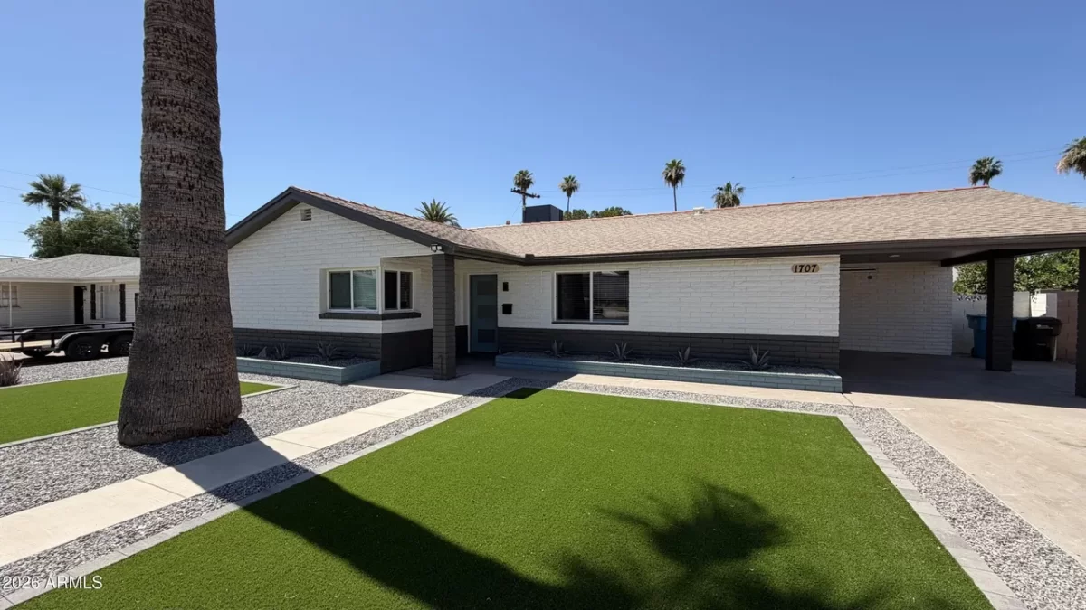 4BR House for Sale in Phoenix, AZ