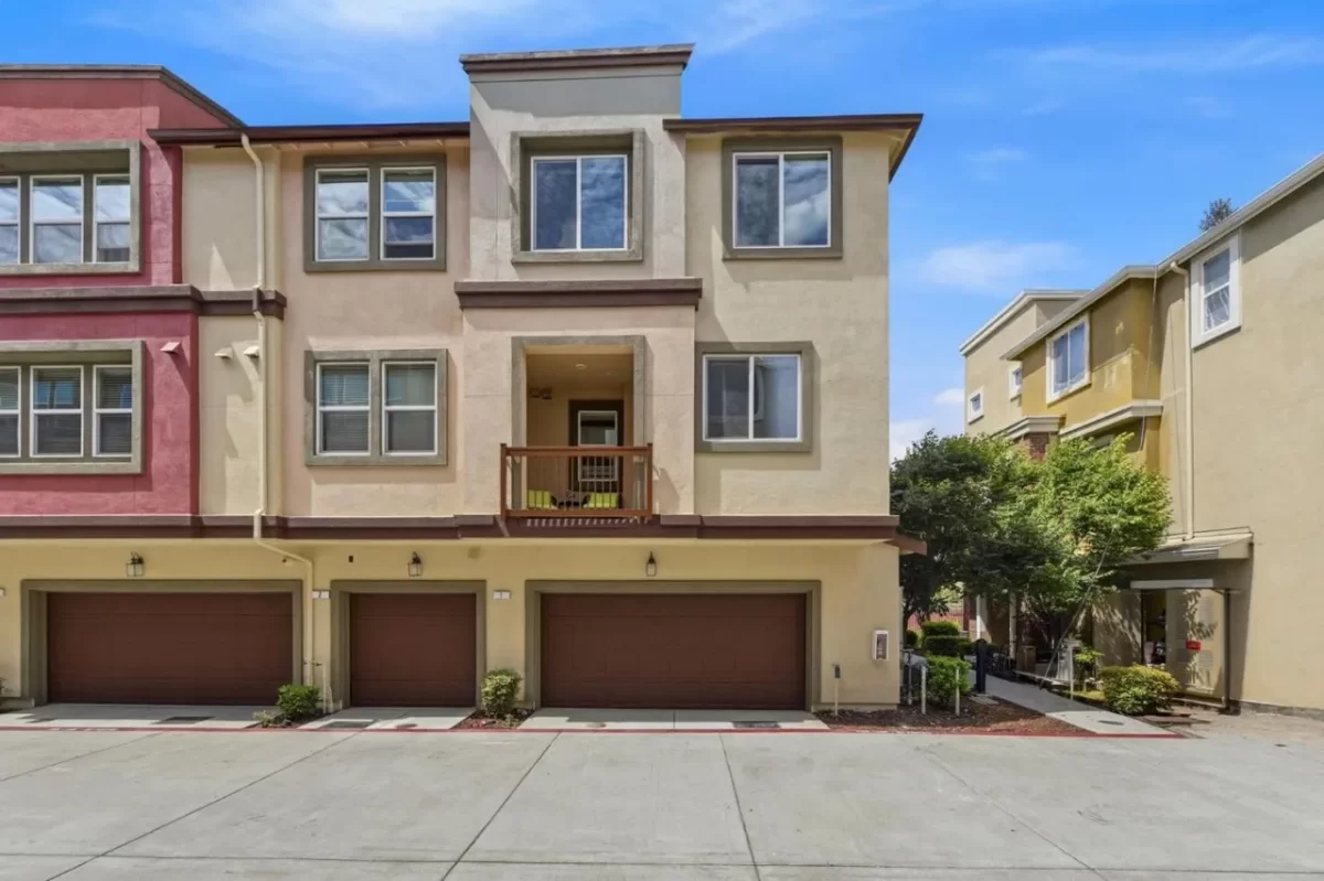 4BR Townhouse for Sale in San Jose, CA