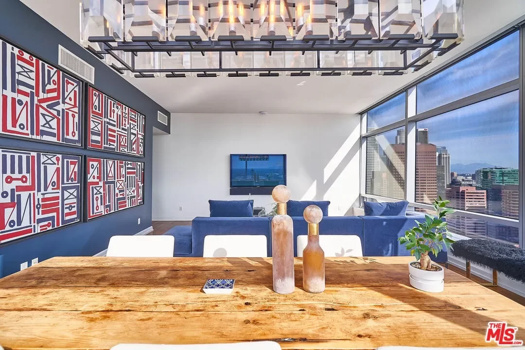 2BR Condo for Sale in Los Angeles, CA