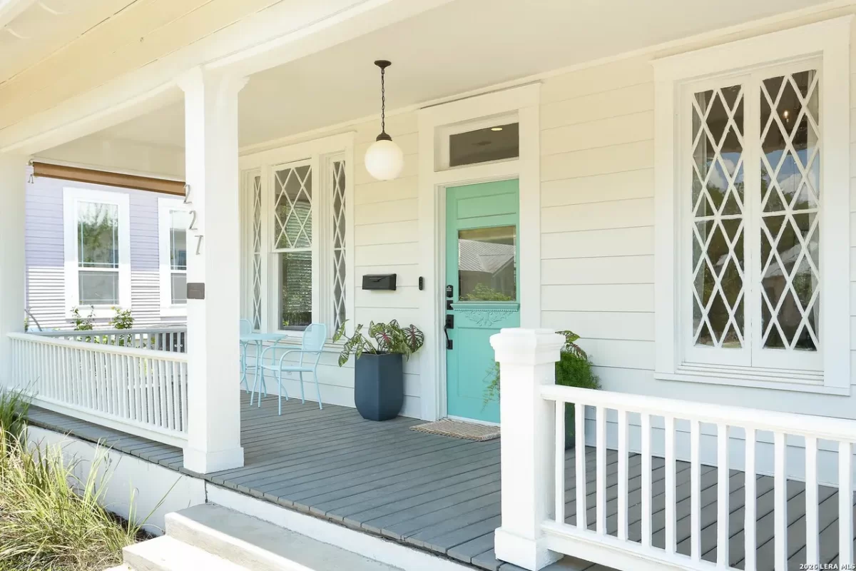 2BR House for Sale in San Antonio, TX