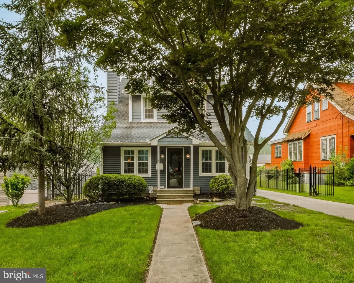 4BR House for Sale in Haddon Heights, NJ