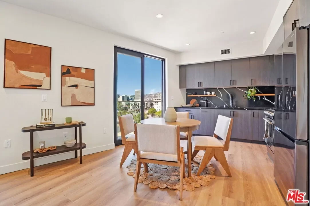 2BR Condo for Rent in Los Angeles, CA