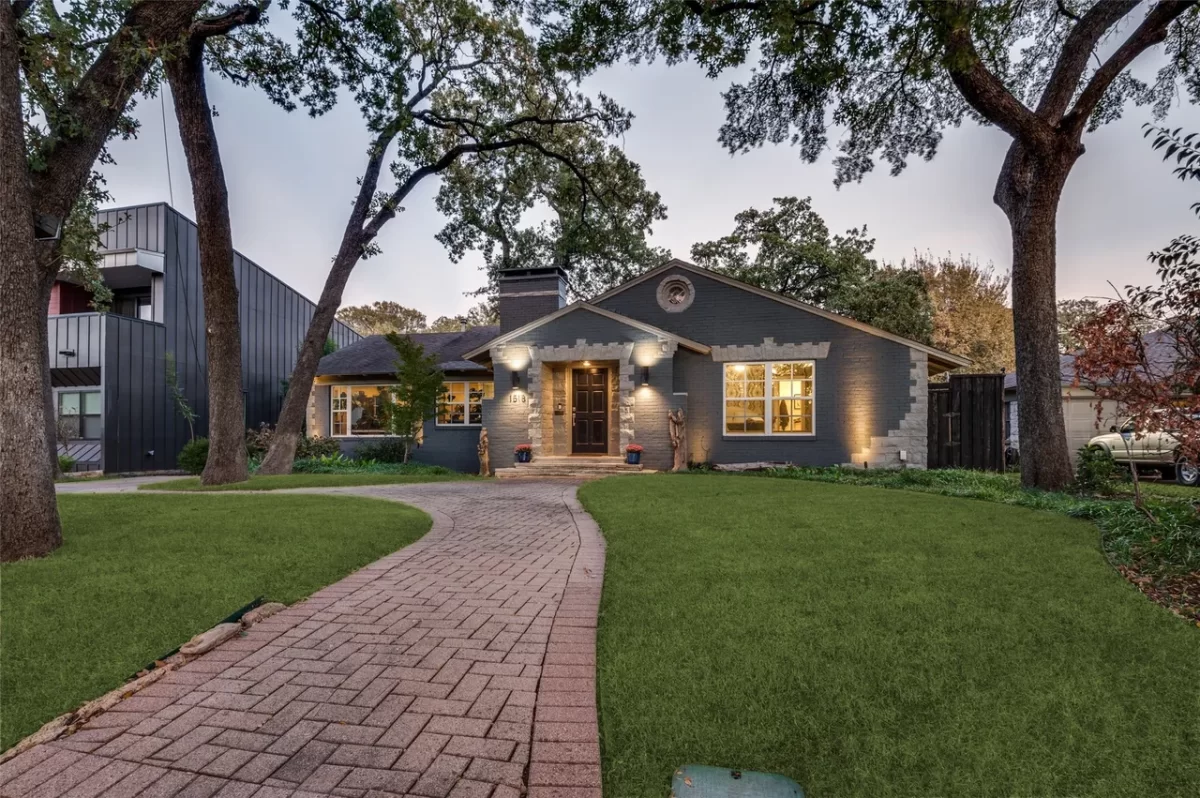4BR House for Sale in Dallas, TX