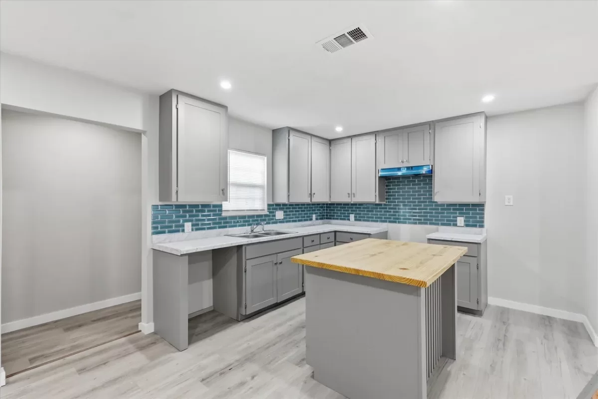 4BR House for Rent in Dallas, TX
