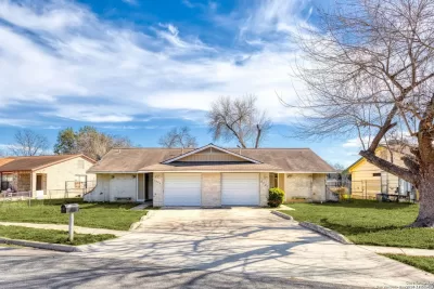 2BR House for Rent in San Antonio, TX