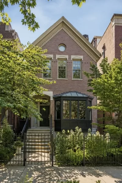 5BR House for Sale in Chicago, IL