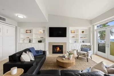 2BR Condo for Rent in La Jolla, CA