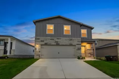 4BR House for Sale in San Antonio, TX