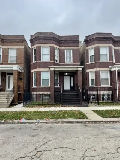 2BR Apartment for Rent in Chicago, IL